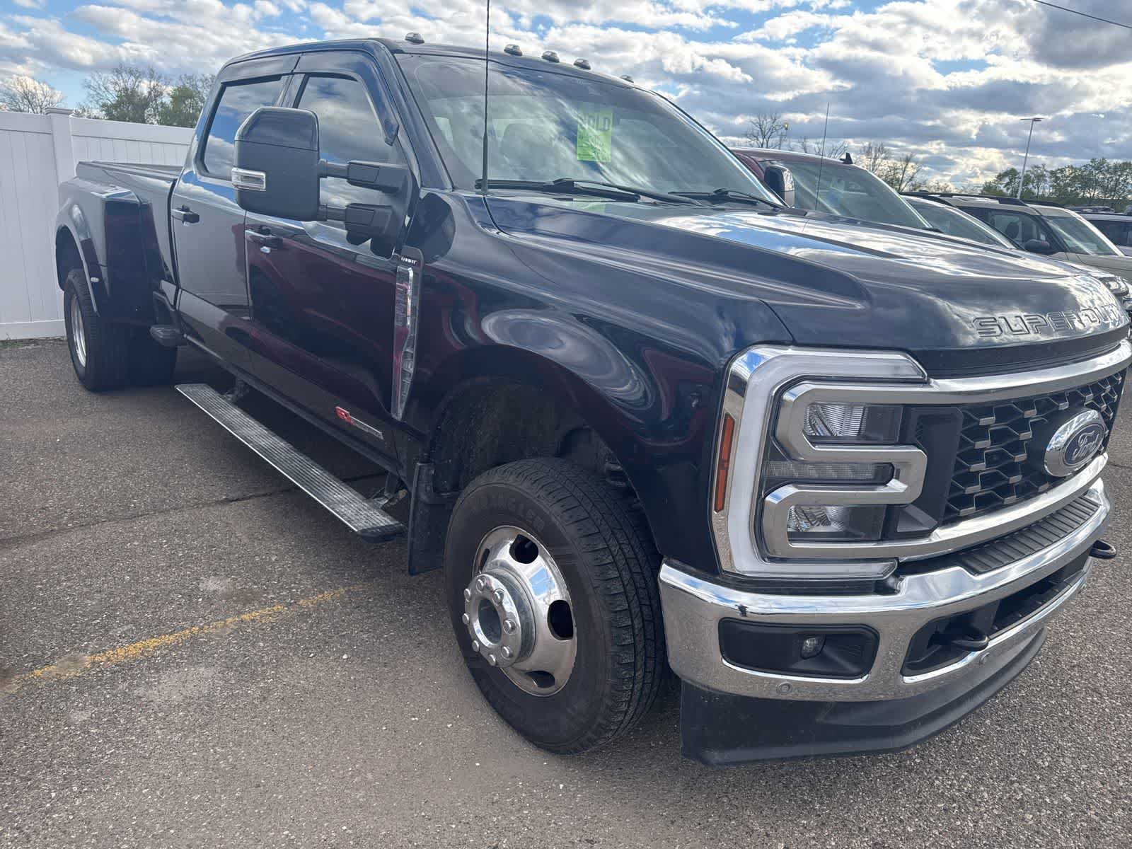 Used 2024 Ford F350 Lariat w/ Lariat Ultimate Package AWD/4WD image 25