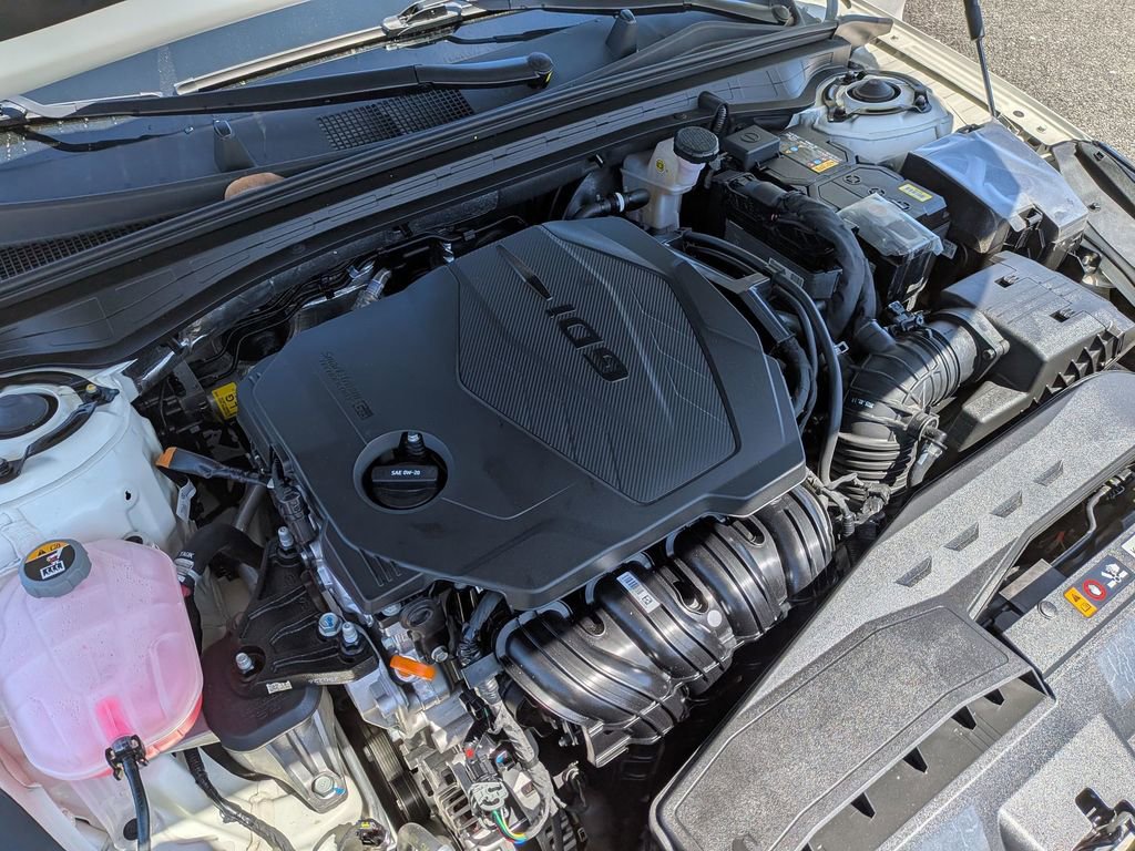 Used 2025 Kia K5 GT-Line w/ GT-Line Premium Package FWD image 12