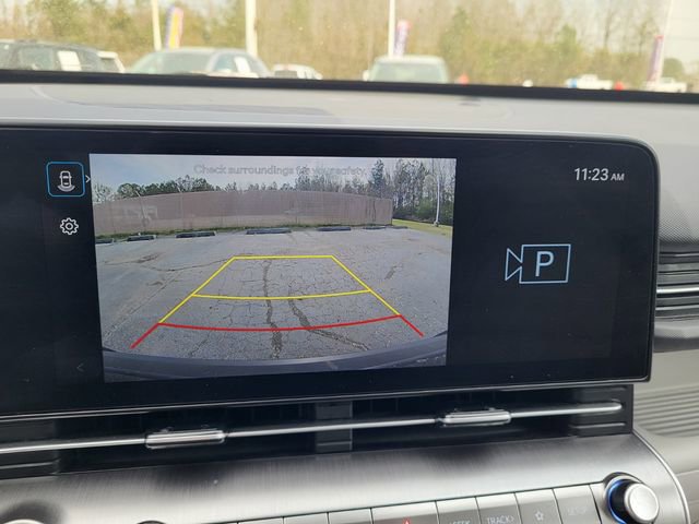 Used 2025 Hyundai Kona SEL image 17