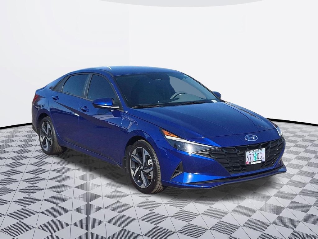 Used 2023 Hyundai Elantra SEL w/ Convenience Package FWD image 8