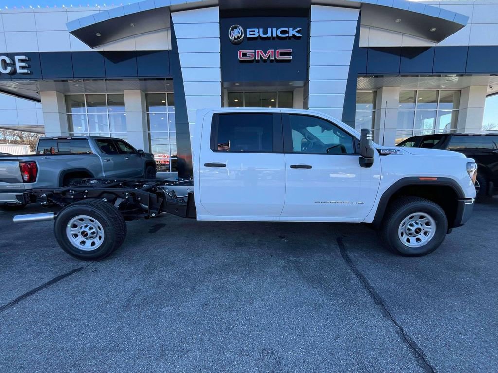 New 2026 GMC Sierra 3500 Pro w/ Convenience Package video 2