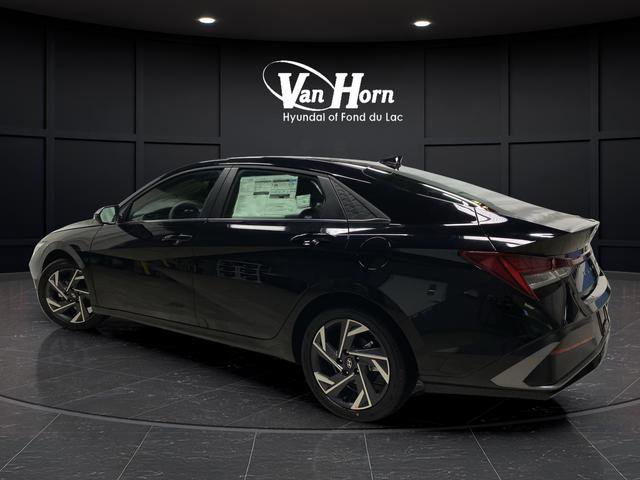 New 2026 Hyundai Elantra Limited image 3