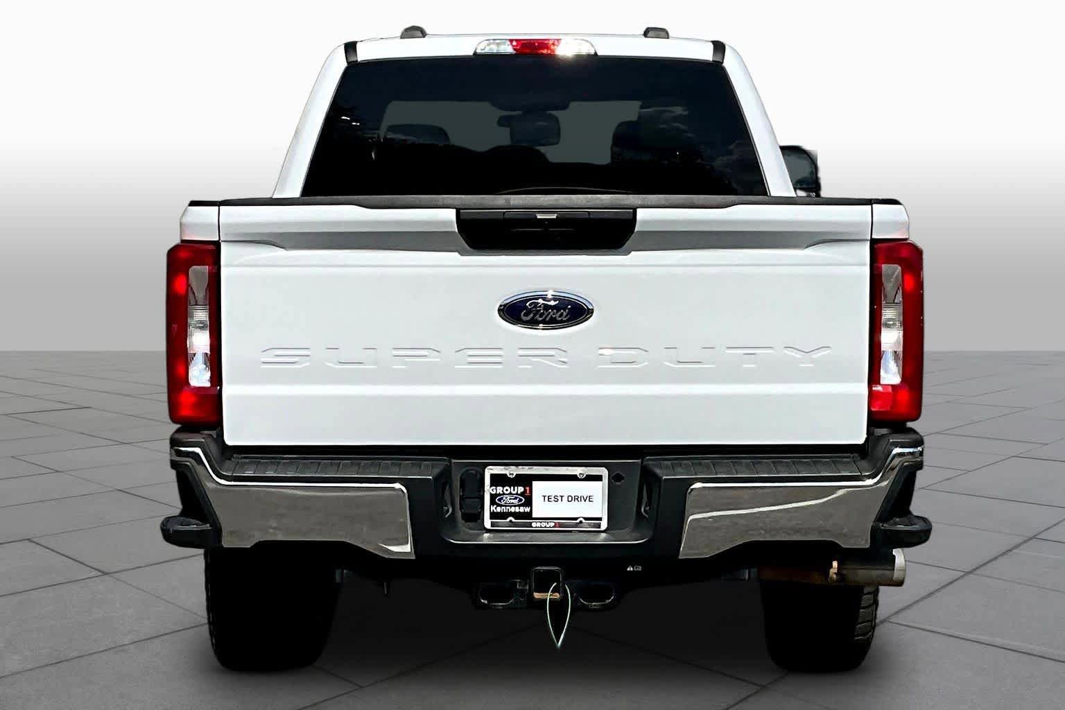Used 2025 Ford F250 XLT AWD/4WD image 5