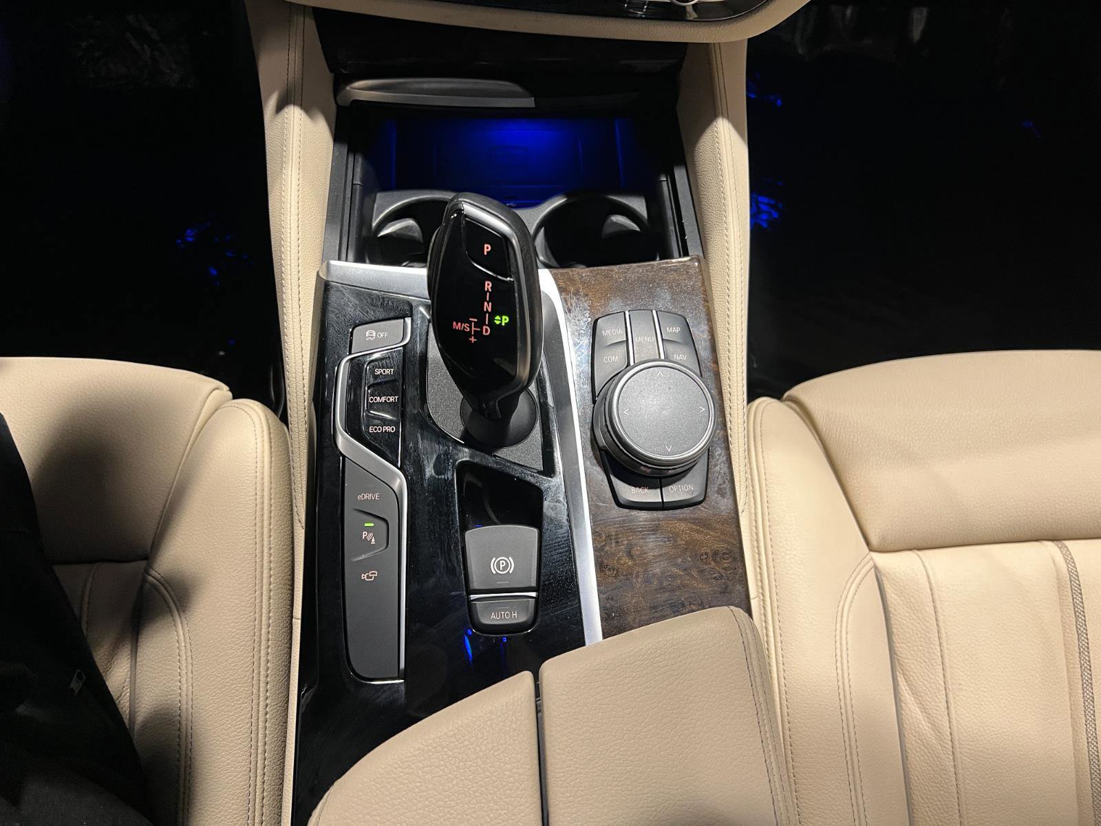 Used 2019 BMW 530e xDrive 530e xDrive iPerformance w/ Premium Package image 21