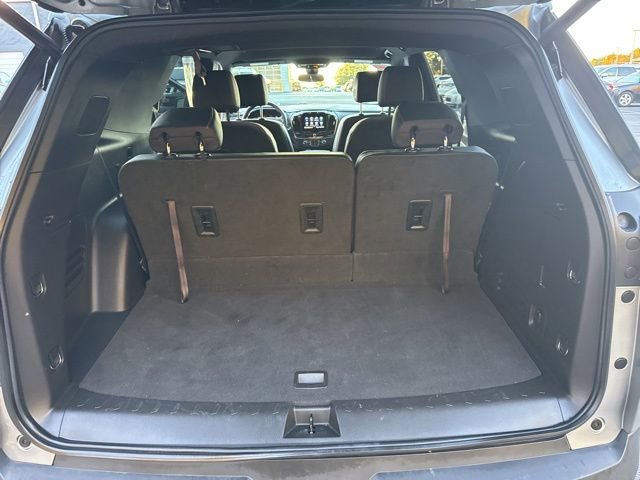 Used 2024 Chevrolet Traverse LT image 16