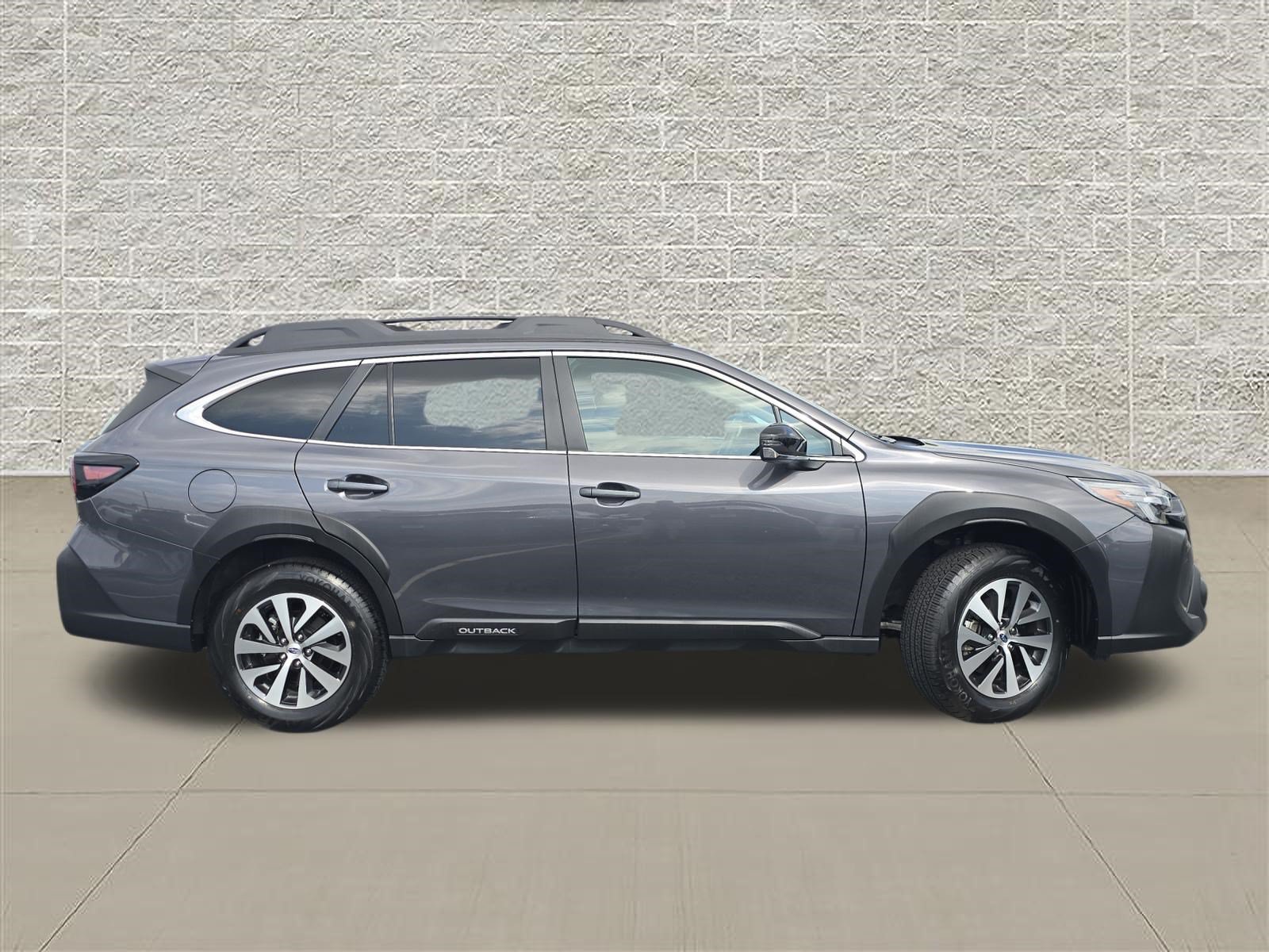 Certified 2025 Subaru Outback Premium w/ Popular Package #1 AWD/4WD image 8