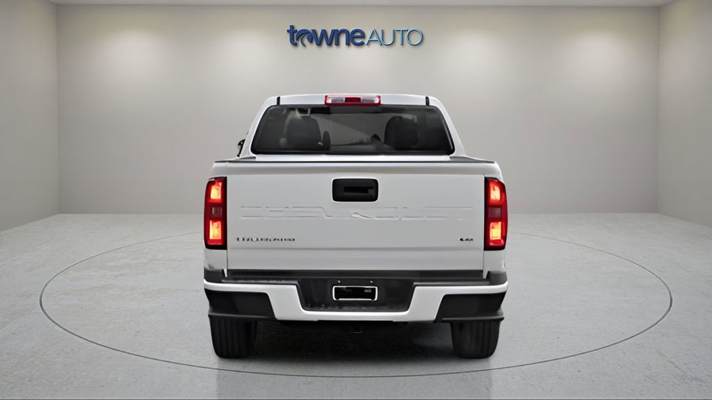 Used 2022 Chevrolet Colorado LT AWD/4WD image 4