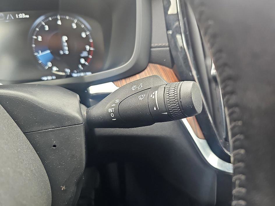 Used 2020 Volvo S60 T6 Inscription image 23