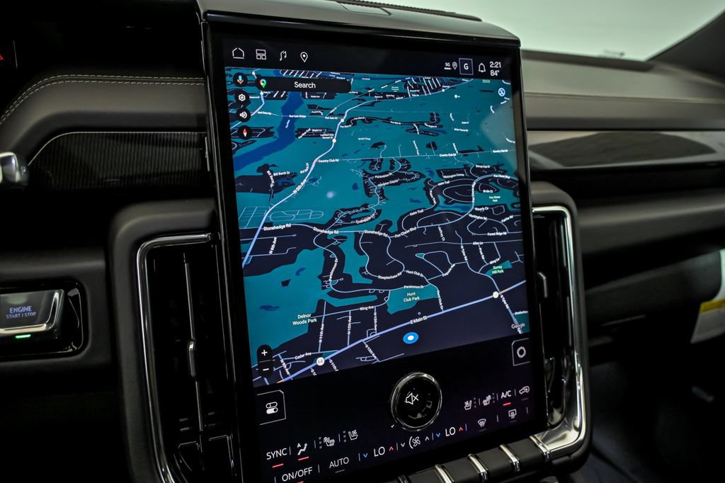 New 2026 GMC Yukon Elevation w/ Elevation Premium Package AWD/4WD image 17