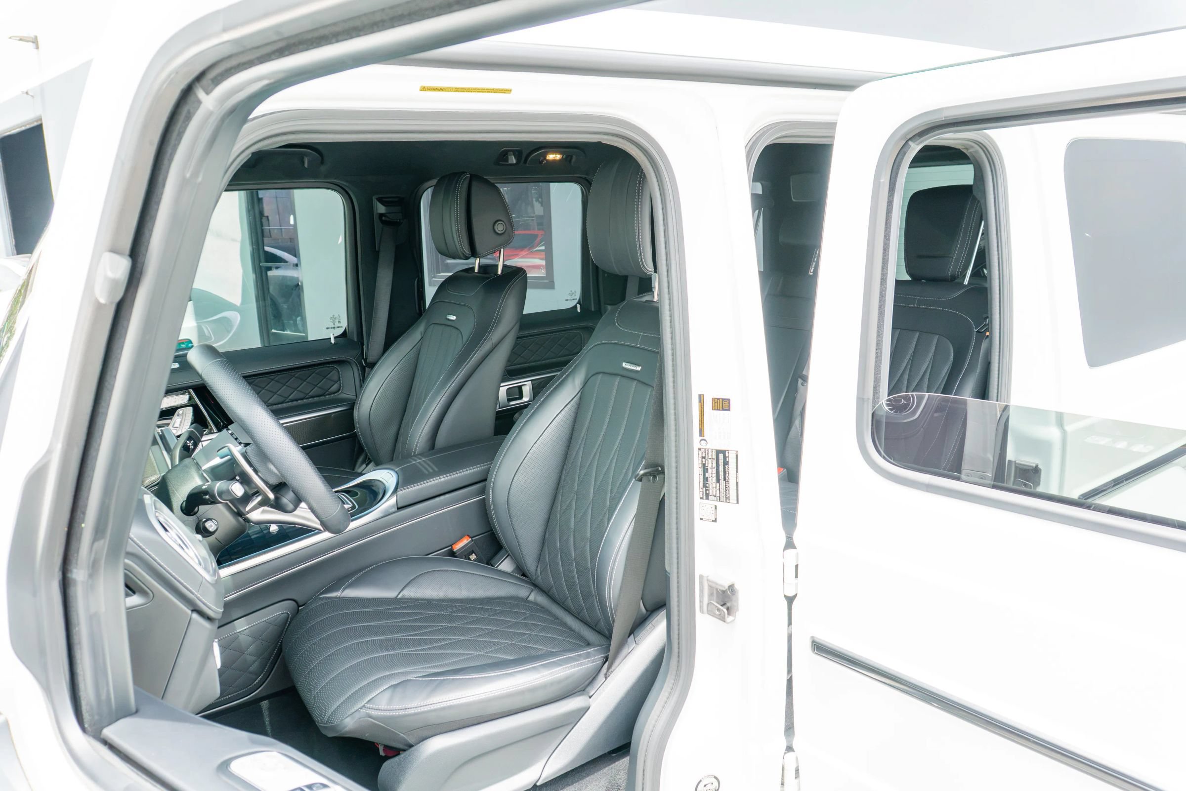 Used 2025 Mercedes-Benz G 63 AMG 4MATIC image 58