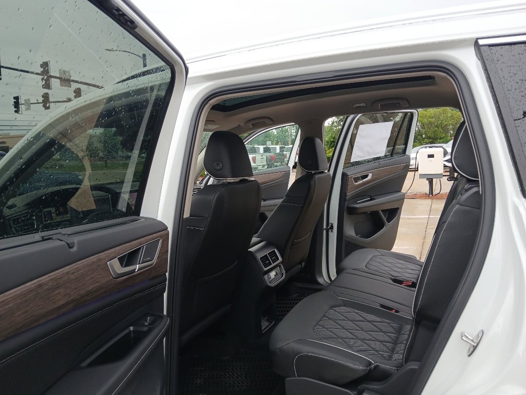 New 2026 Volkswagen Atlas SEL Premium R-Line AWD/4WD image 19