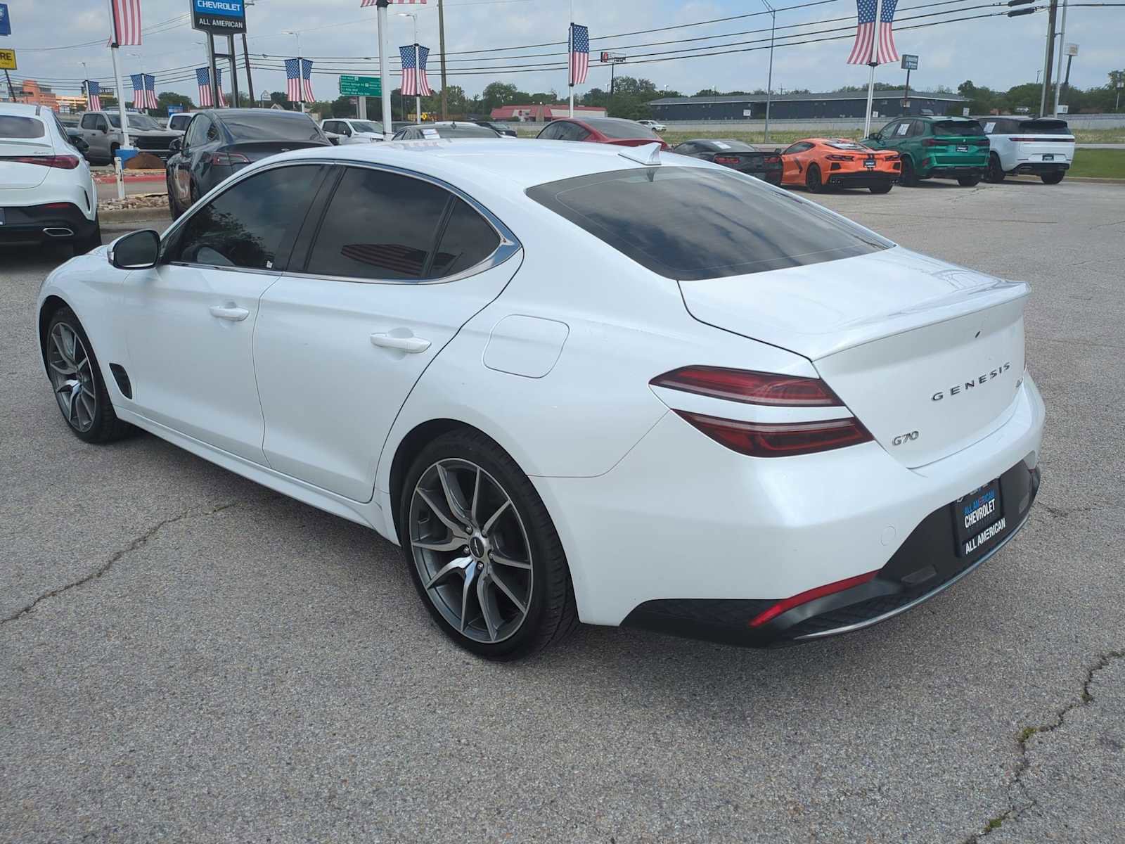 Used 2023 Genesis G70 2.0T AWD/4WD image 6