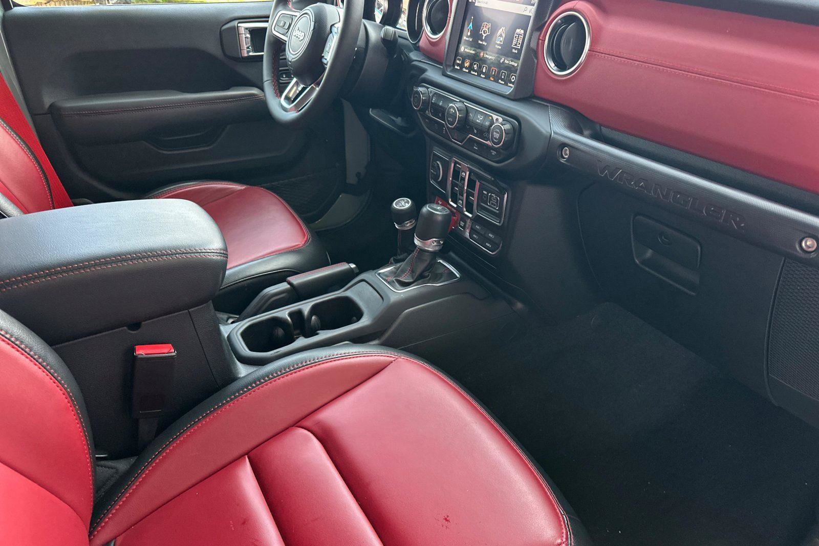 Used 2023 Jeep Wrangler Unlimited Rubicon 4xe image 17