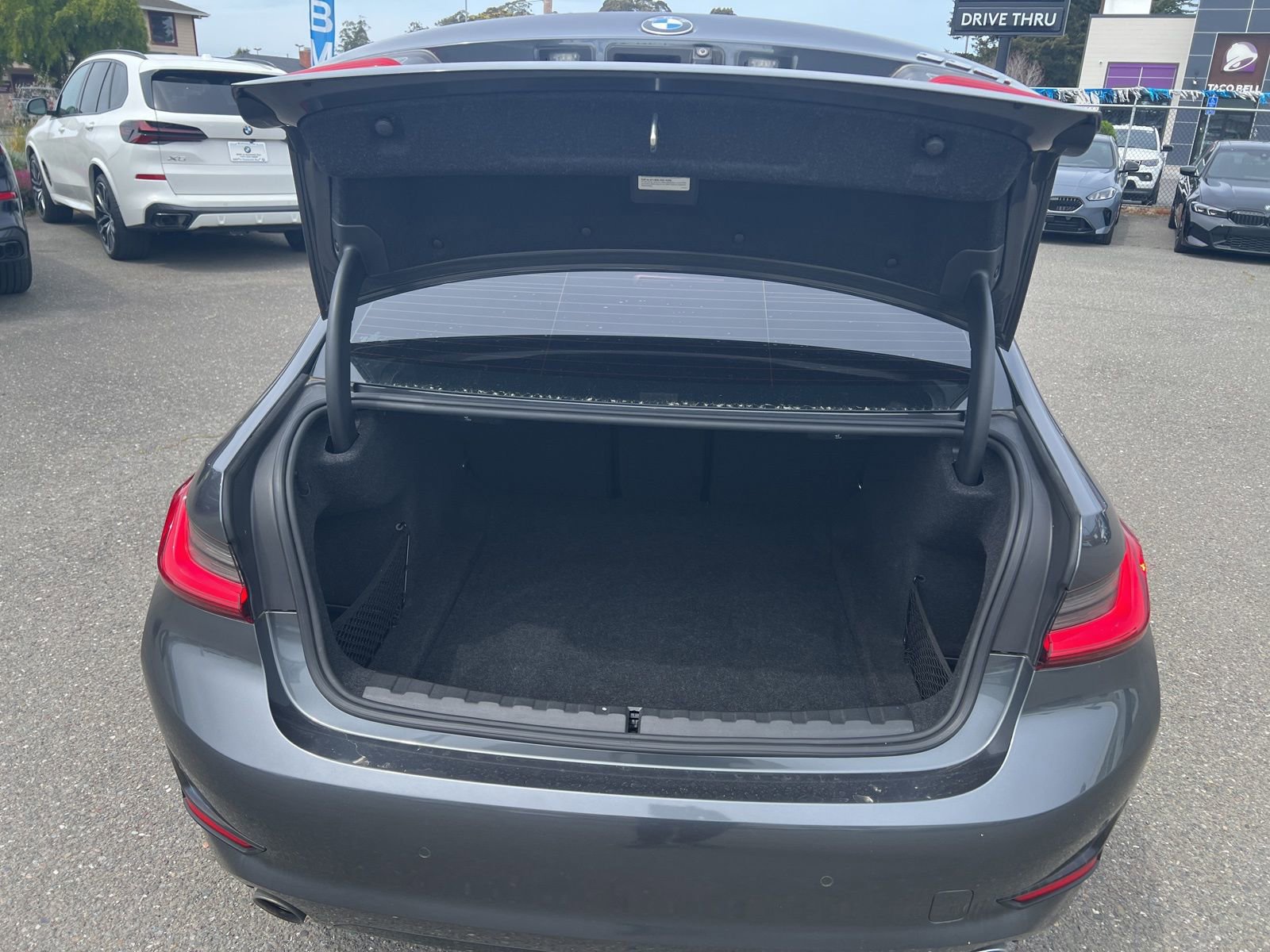 Used 2021 BMW 330i Sedan RWD image 7