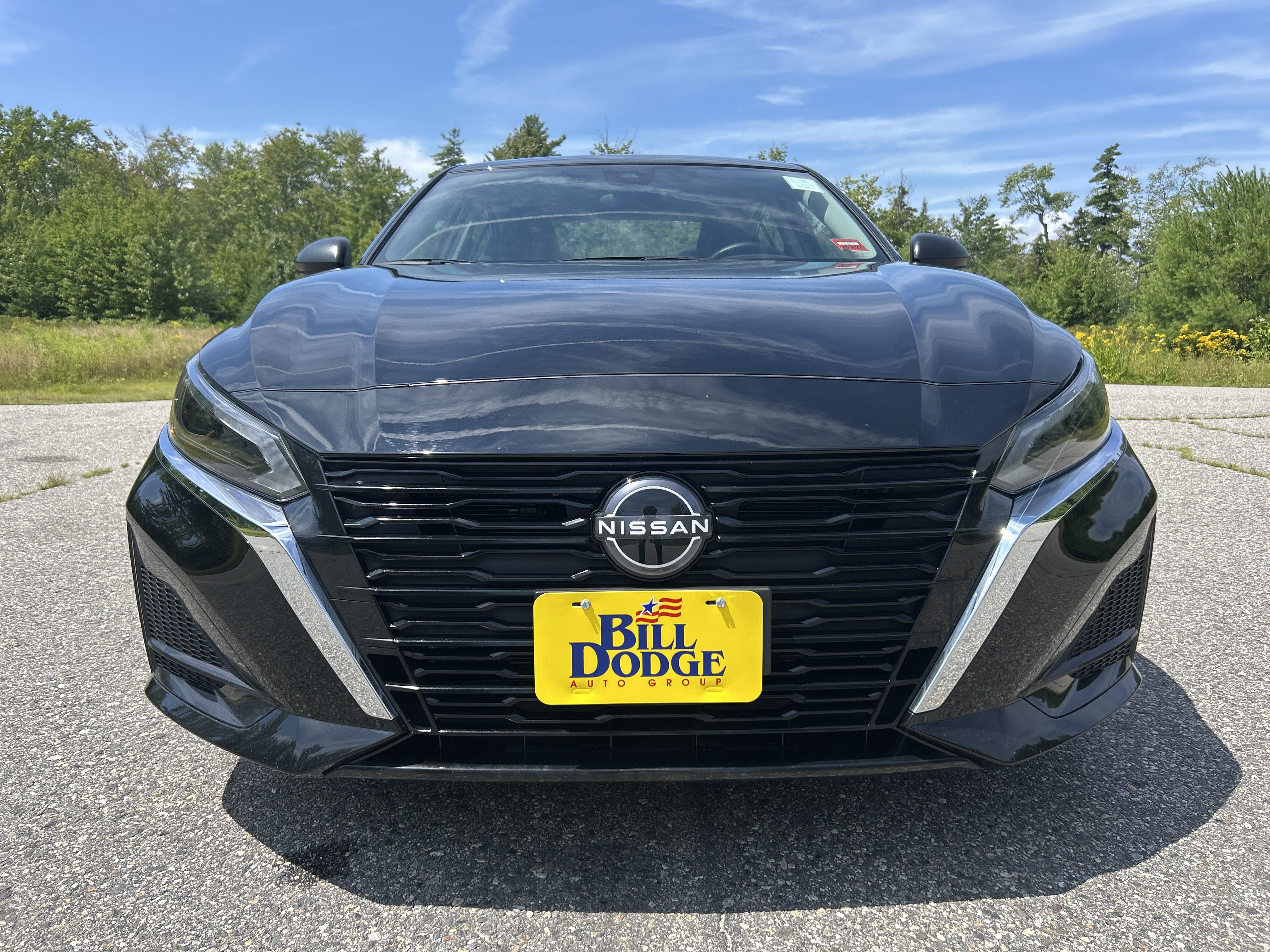 Certified 2025 Nissan Altima 2.5 SV FWD image 2