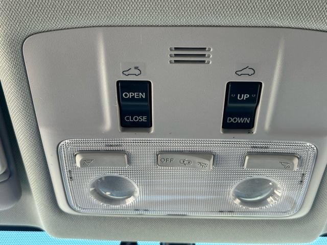 Used 2014 Toyota RAV4 Limited AWD/4WD image 22