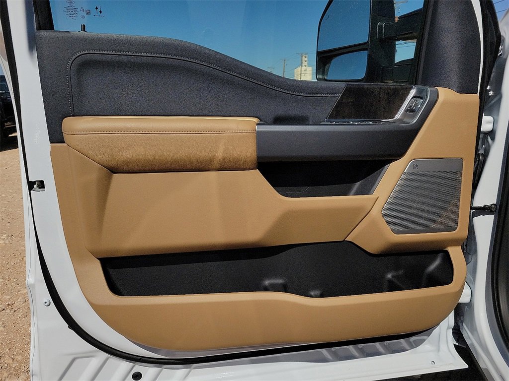New 2026 Ford F350 Lariat image 18