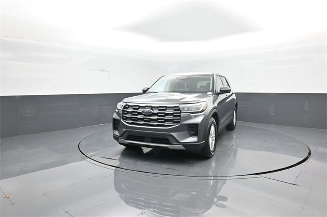 New 2026 Ford Explorer Active image 3