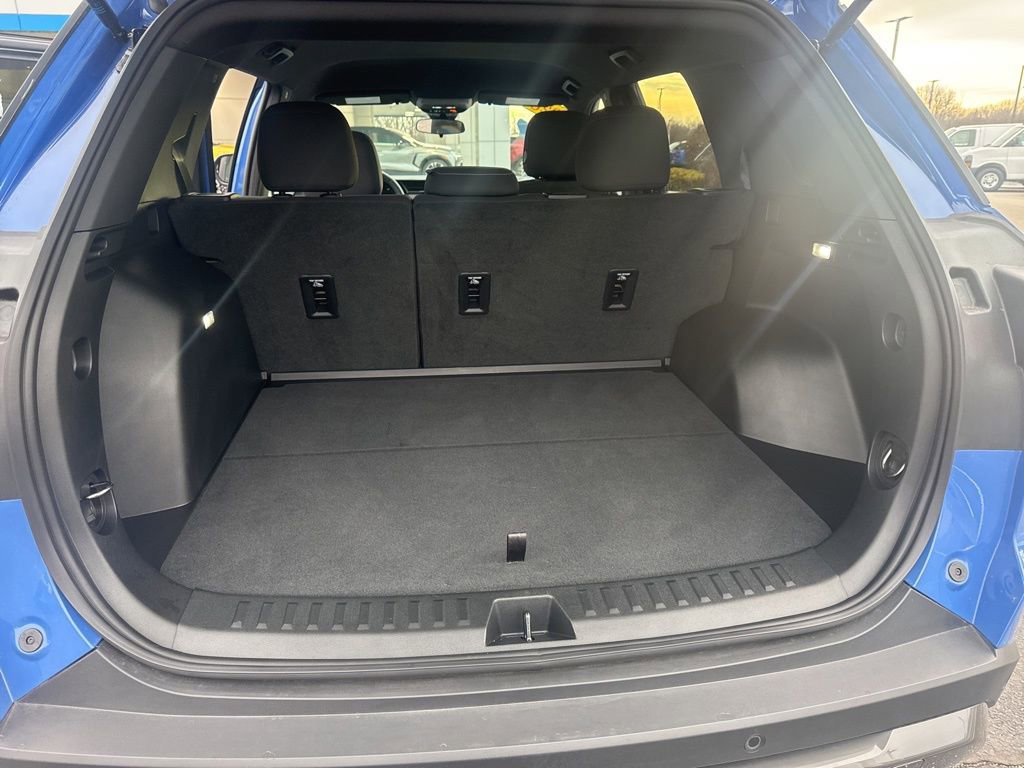 Used 2026 GMC Terrain Elevation image 25