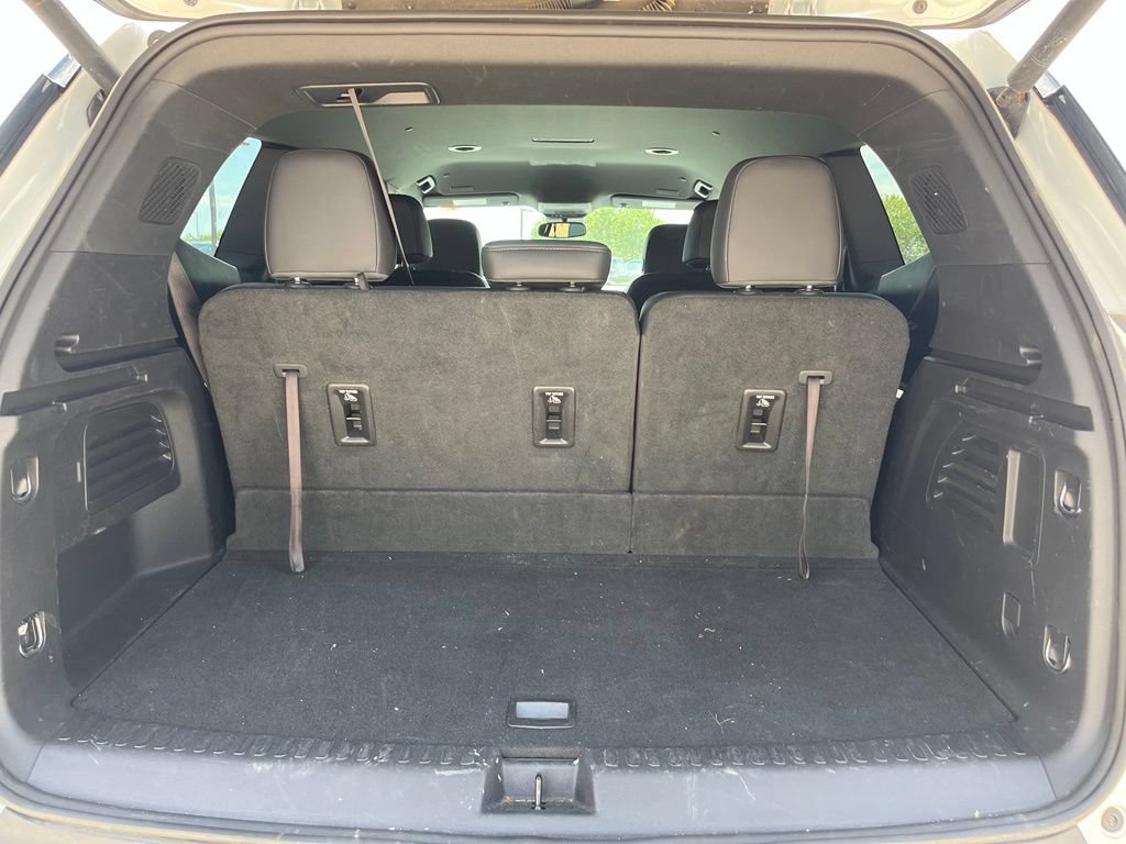 Used 2024 GMC Acadia AT4 w/ Luxury Package AWD/4WD image 19