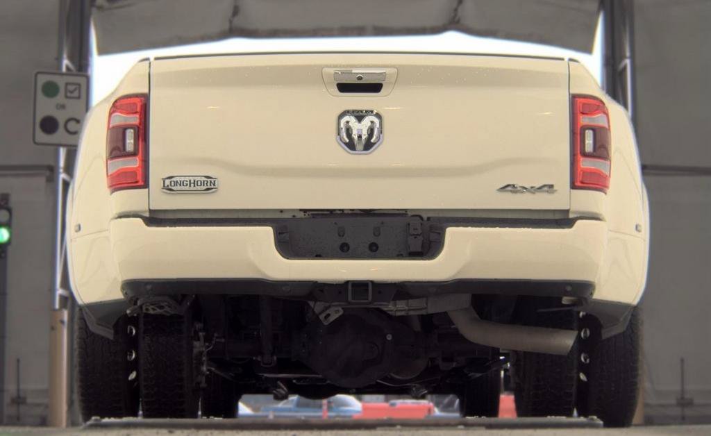 Used 2019 RAM 3500 Limited w/ Max Tow Package AWD/4WD image 7