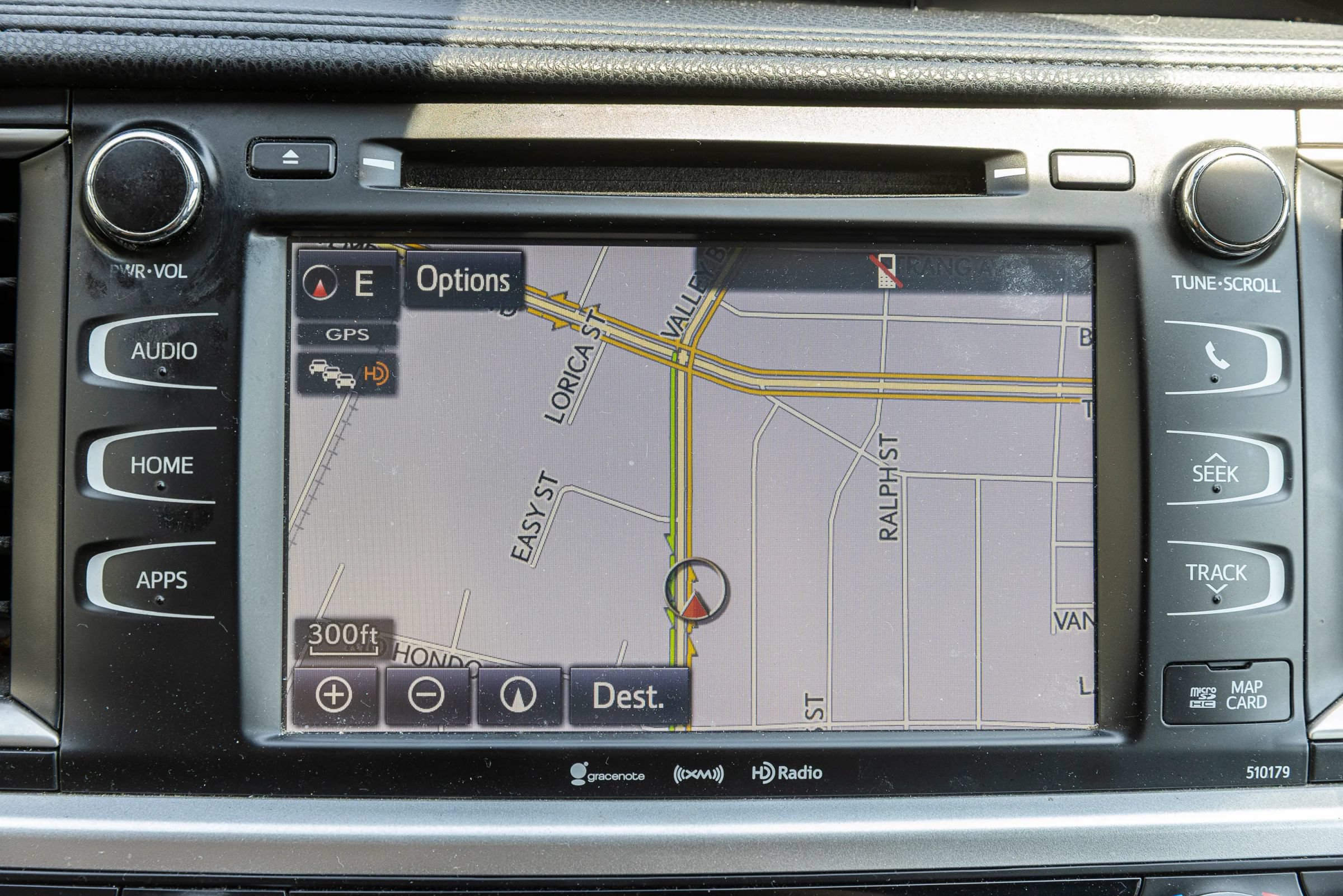 Used 2018 Toyota Highlander XLE FWD image 22