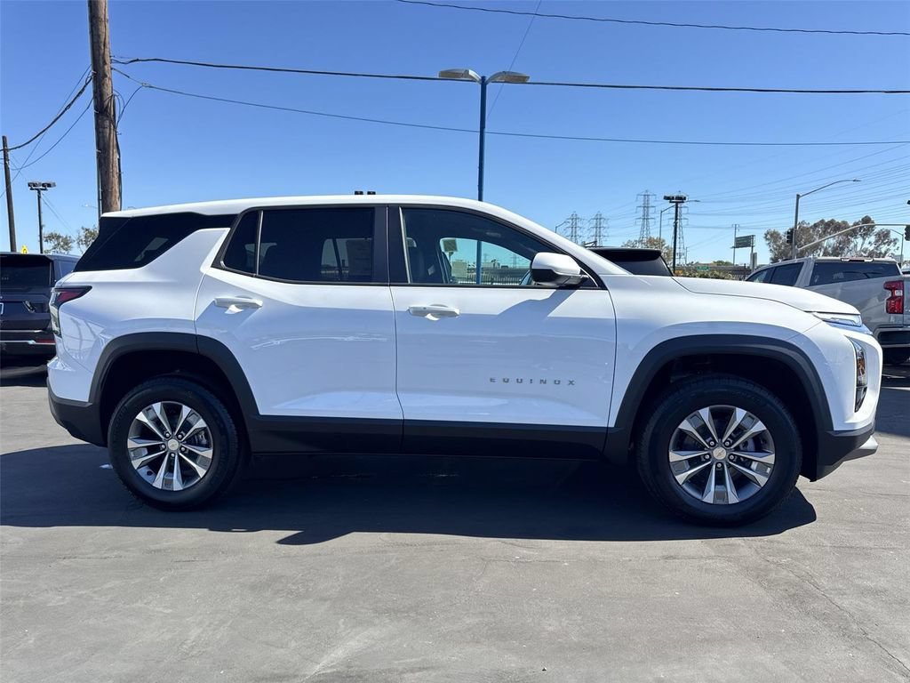 New 2026 Chevrolet Equinox LT AWD/4WD image 4