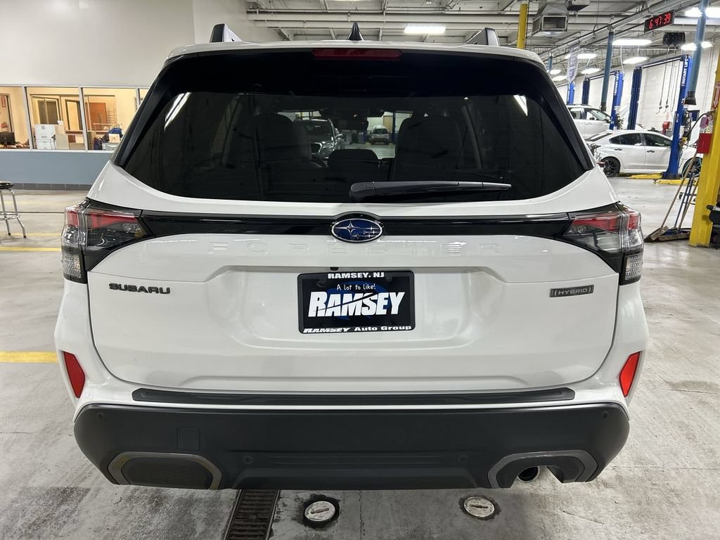 Certified 2025 Subaru Forester Limited AWD/4WD image 26