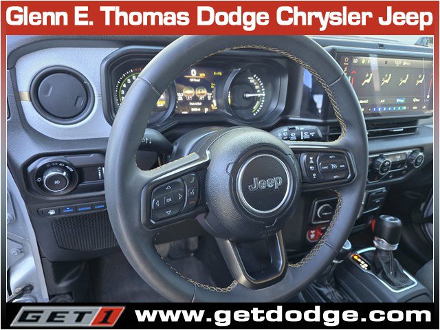 Used 2024 Jeep Wrangler Willys image 16