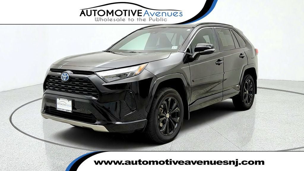Used 2023 Toyota RAV4 SE w/ Convenience Package