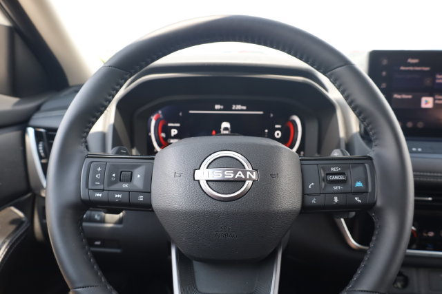 Certified 2025 Nissan Rogue SL w/ Tech Package AWD/4WD image 14