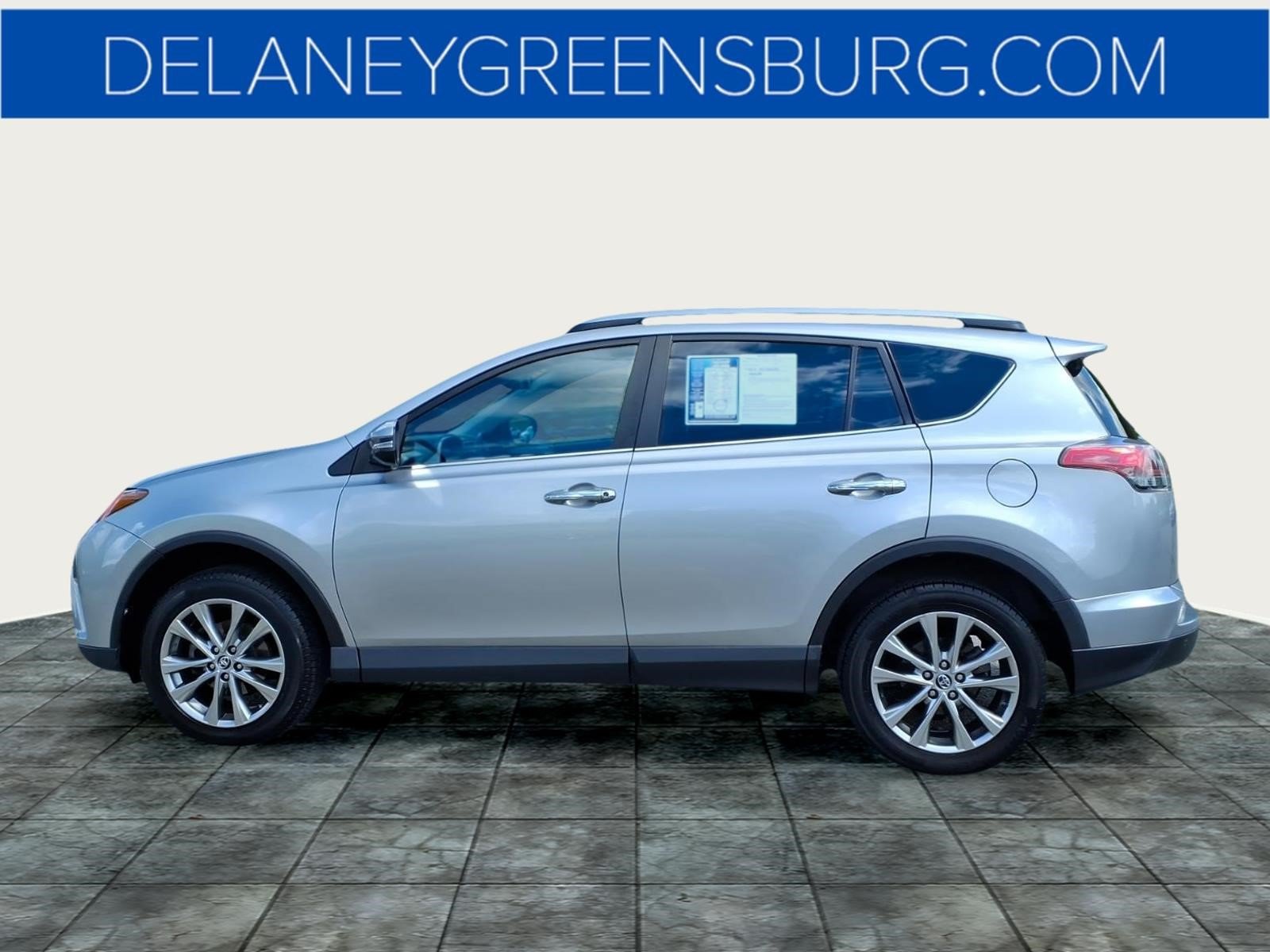Used 2017 Toyota RAV4 Limited AWD/4WD image 6