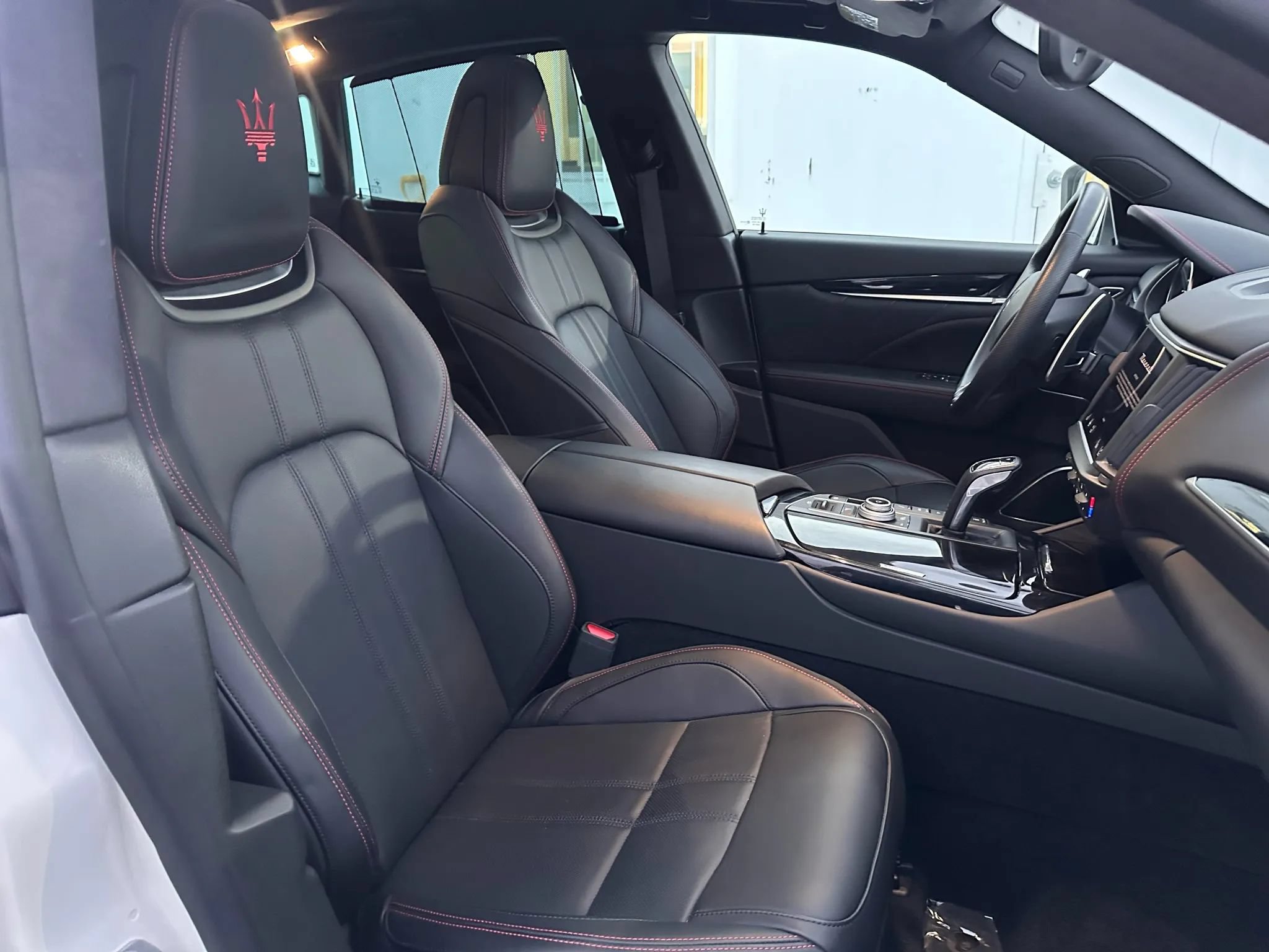 Used 2024 Maserati Levante Modena Ultima AWD/4WD image 29