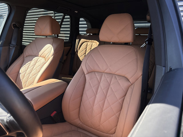 Used 2026 BMW X5 xDrive50e image 25