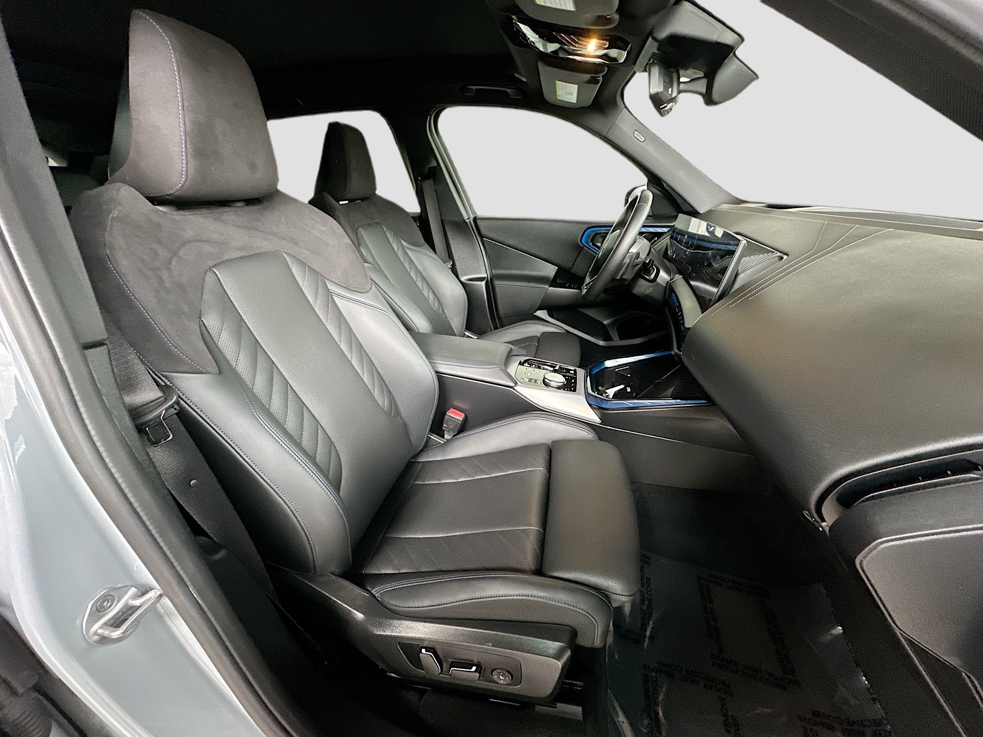 Used 2025 BMW X3 xDrive30i image 27