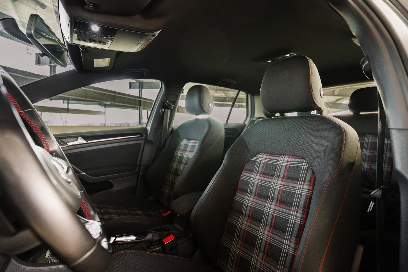 Used 2017 Volkswagen GTI Sport image 19