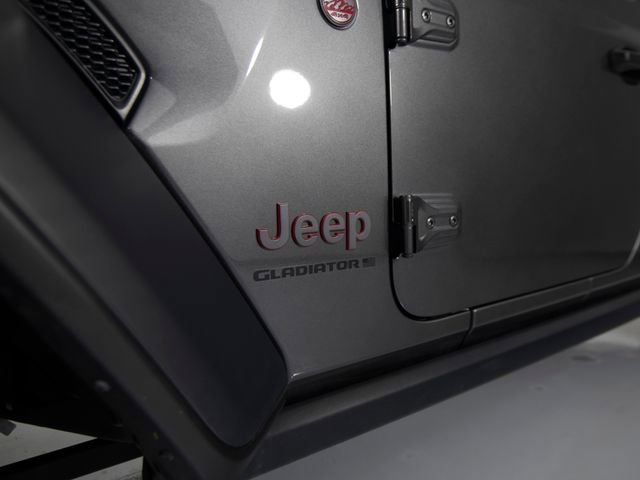 Used 2023 Jeep Gladiator Rubicon w/ Cold Weather Group image 34