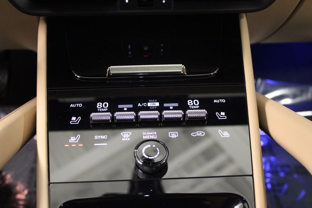 Certified 2026 Porsche Cayenne Coupe image 27