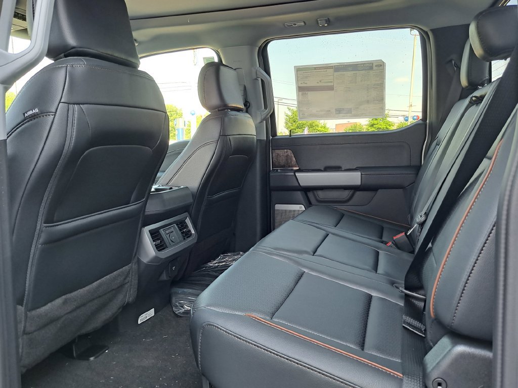 New 2026 Ford F350 Lariat w/ Lariat Premium Package AWD/4WD image 14