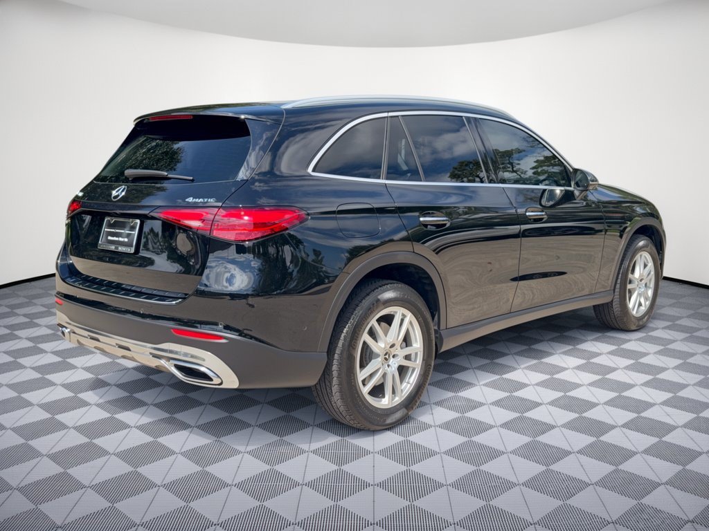 Used 2023 Mercedes-Benz GLC 300 4MATIC image 9