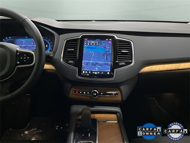 Used 2025 Volvo XC90 B6 Ultra image 13