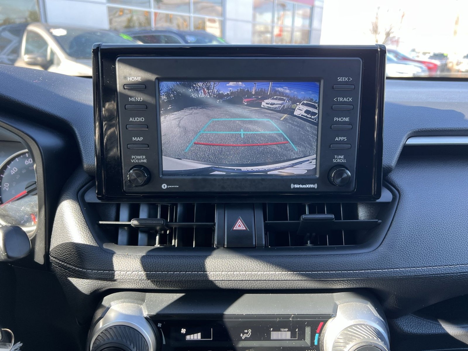 Used 2020 Toyota RAV4 LE image 18