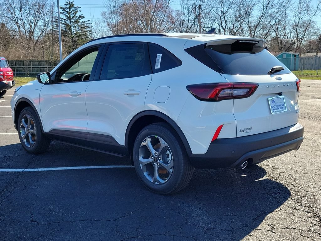 New 2026 Ford Escape ST-Line w/ Tech Pack #1 AWD/4WD image 6