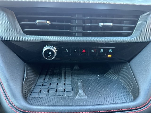 Used 2025 Ford Explorer ST AWD/4WD image 47