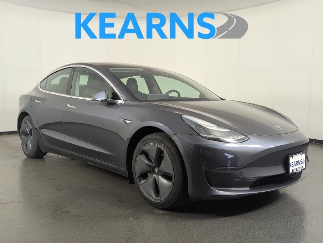 Used 2020 Tesla Model 3 Standard Range Plus RWD image 1