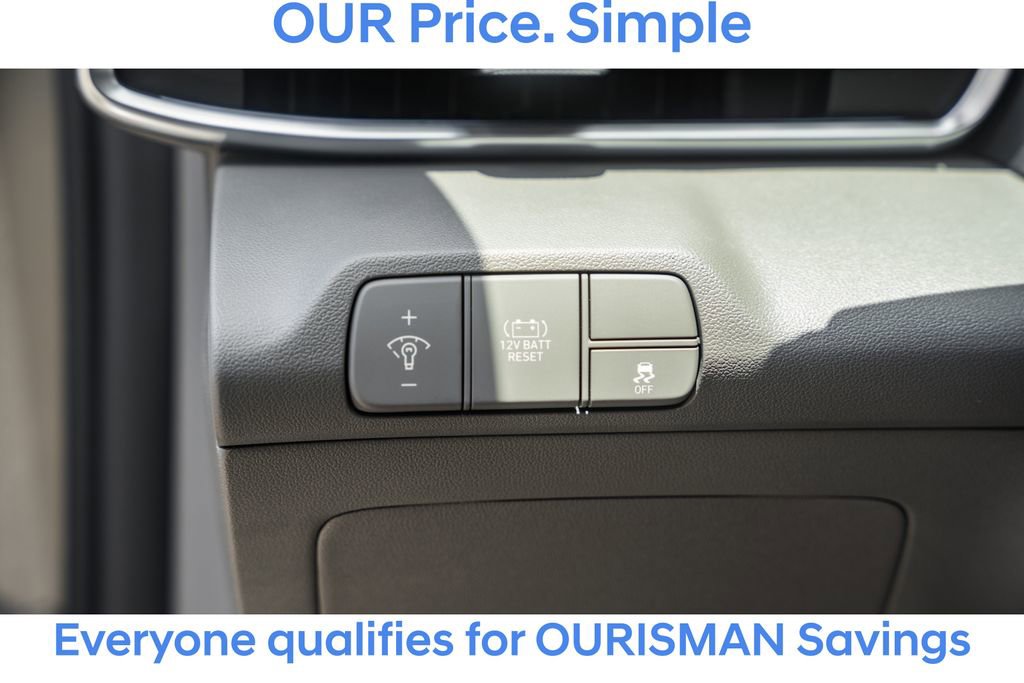 New 2025 Hyundai Elantra SEL image 37