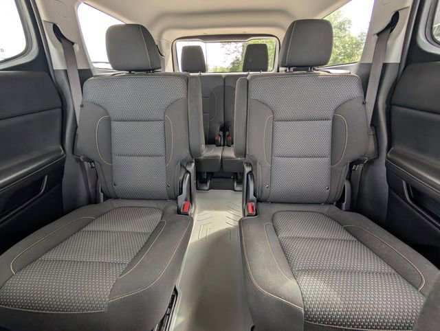 Used 2023 GMC Acadia SLE w/ Elevation Edition image 18