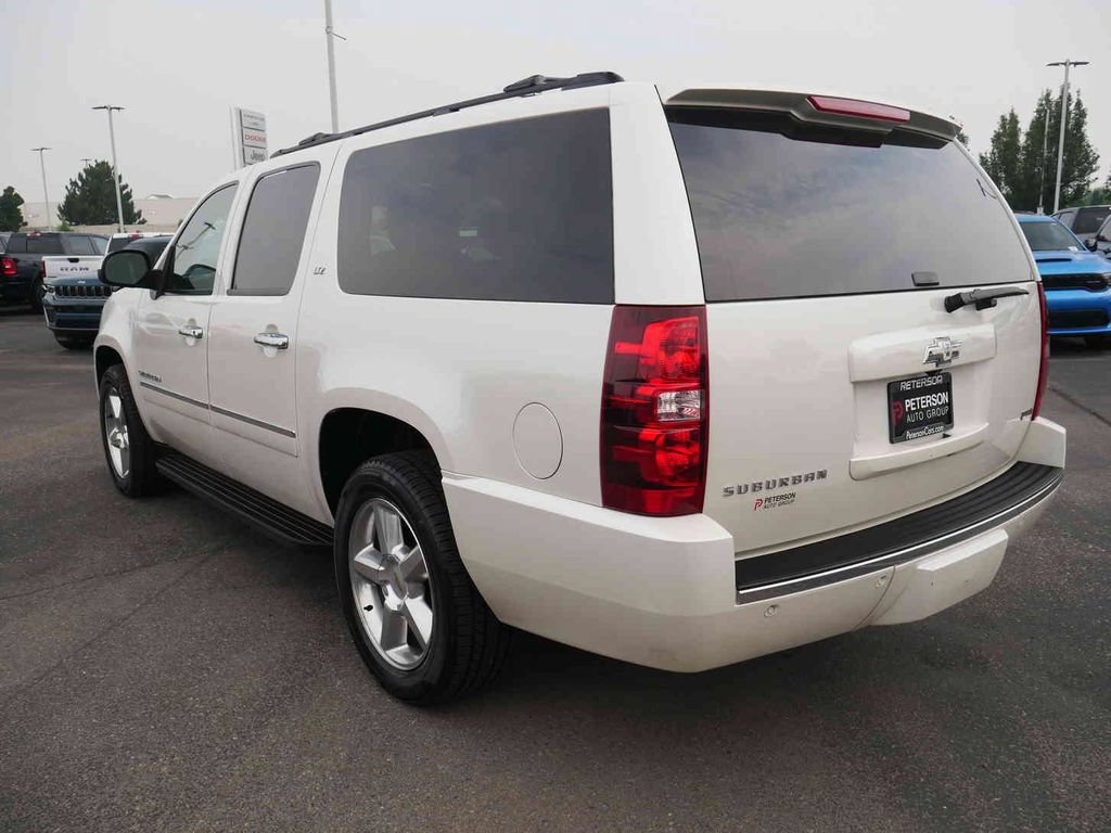 Used 2011 Chevrolet Suburban LTZ AWD/4WD image 19
