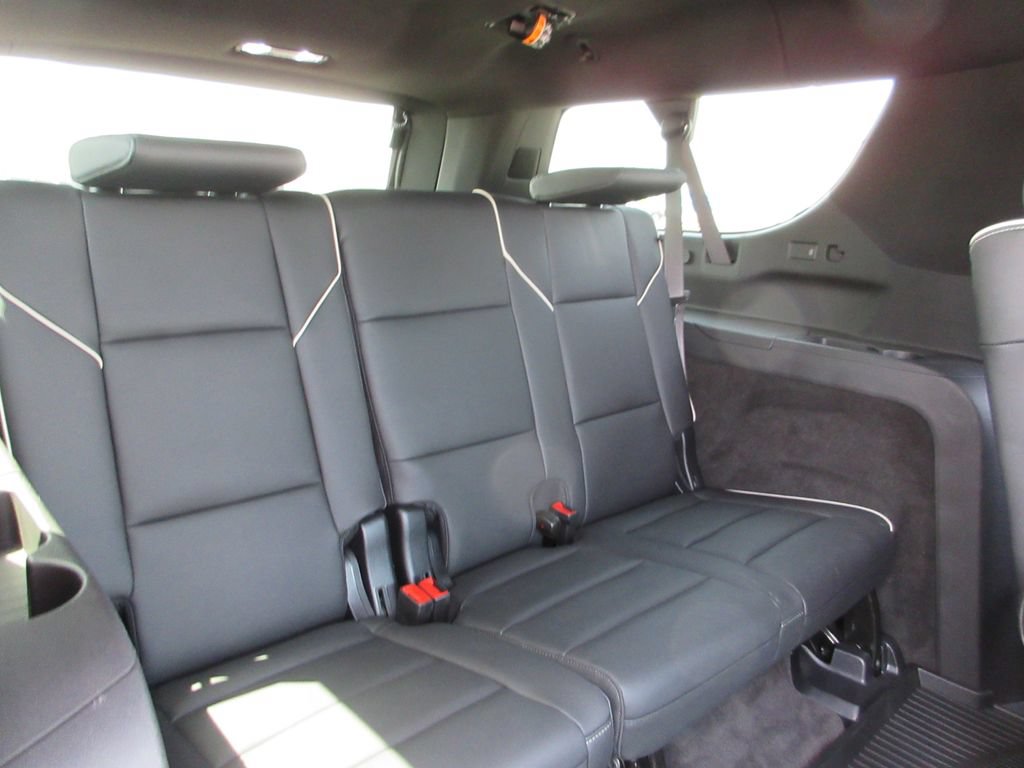 Certified 2026 Cadillac Escalade ESV Sport w/ Touring Package AWD/4WD image 27