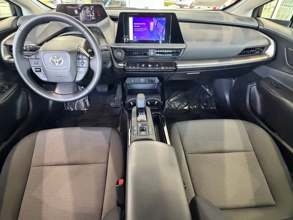 Used 2024 Toyota Prius LE FWD image 32